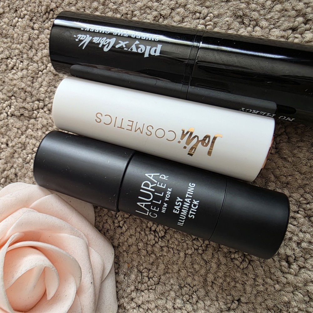 Laura Geller Easy Illuminating Stick - Black - Picture 3 of 7